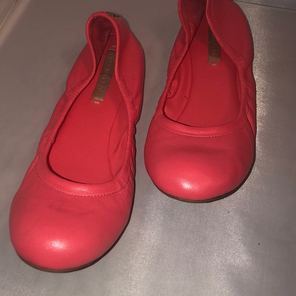 BCBGMaxAzria Shoes - BCBG MAXAZRIA pink flats